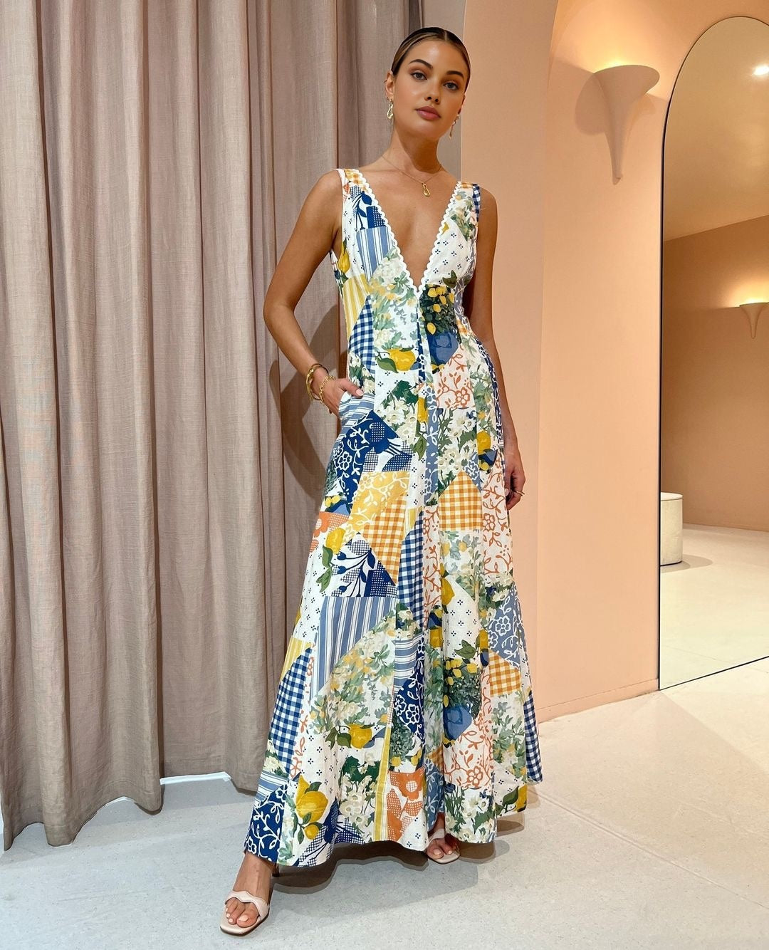 Damska Sukienka Maxi Boho Patchwork Z Głębokim Dekoltem W Serek I Odkrytymi Plecami