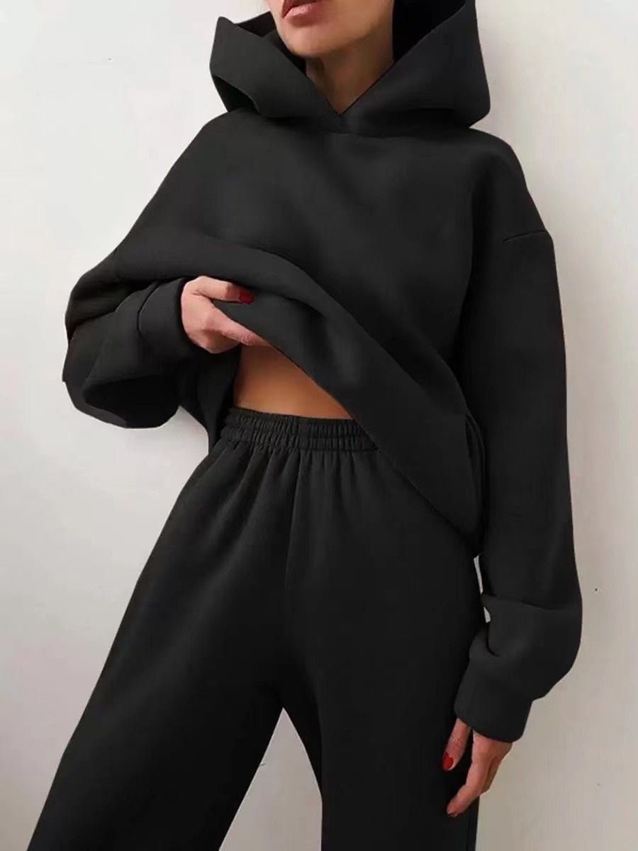 Komfortowy dresowy komplet damski oversize z kapturem - Lexi Detail