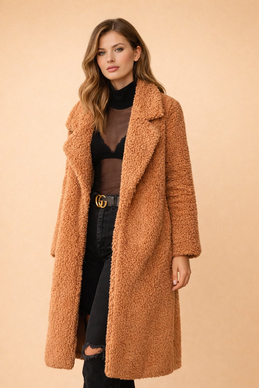 Miękki długi sweter damski z kołnierzem teddy - Elodie Front