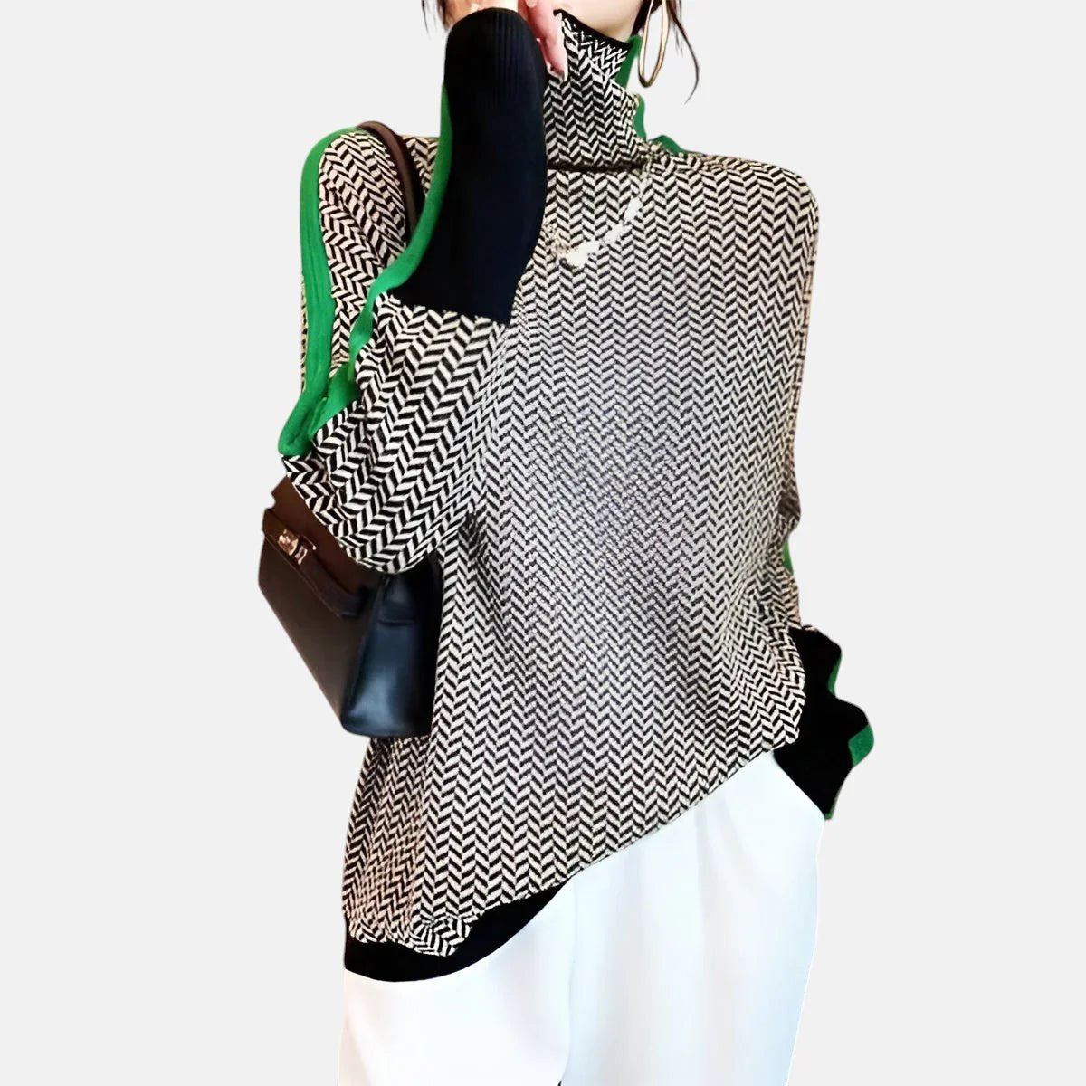 Stylowy sweter damski z kontrastowymi paskami - Faye Side
