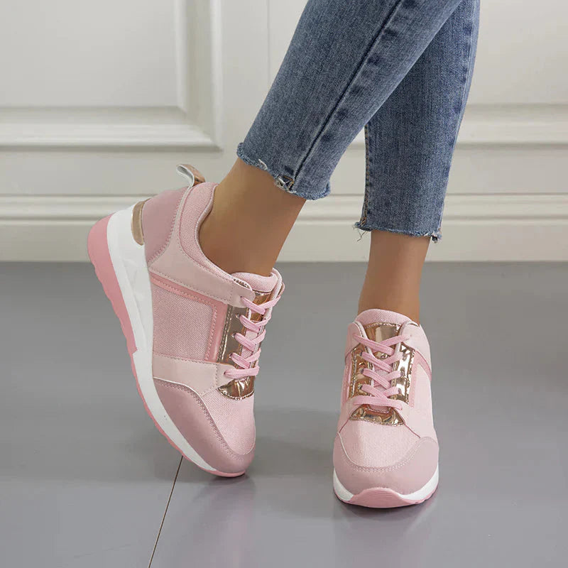 Sneakersy ortopedyczne damskie na koturnie perforowane