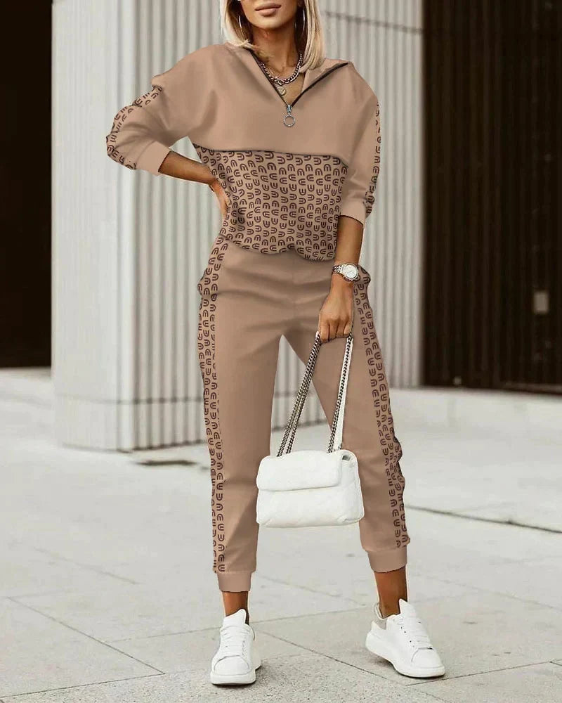 Komplety Dresowe Damskie Wzorzysty Zestaw Bluza Z Dekoltem V I Spodnie Jogger | Styl Na Co Dzień