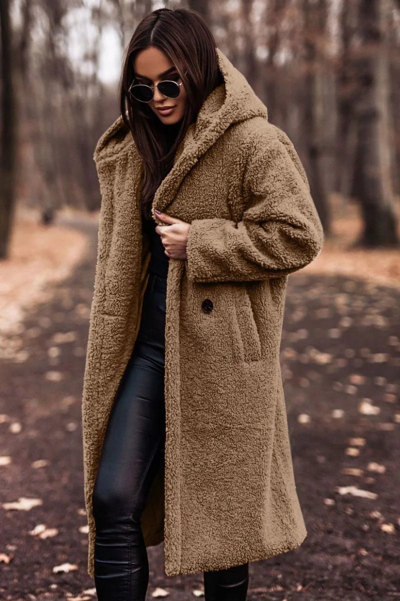 Długi polarowy płaszcz teddy damski z kapturem - Elodie Side