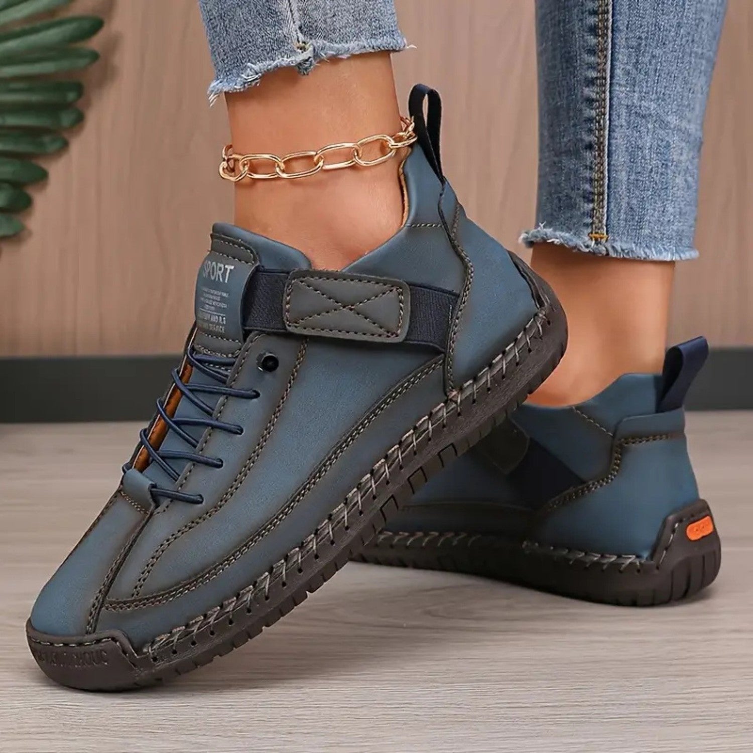 Komfortowe buty ortopedyczne damskie z paskiem - Gemma View 18