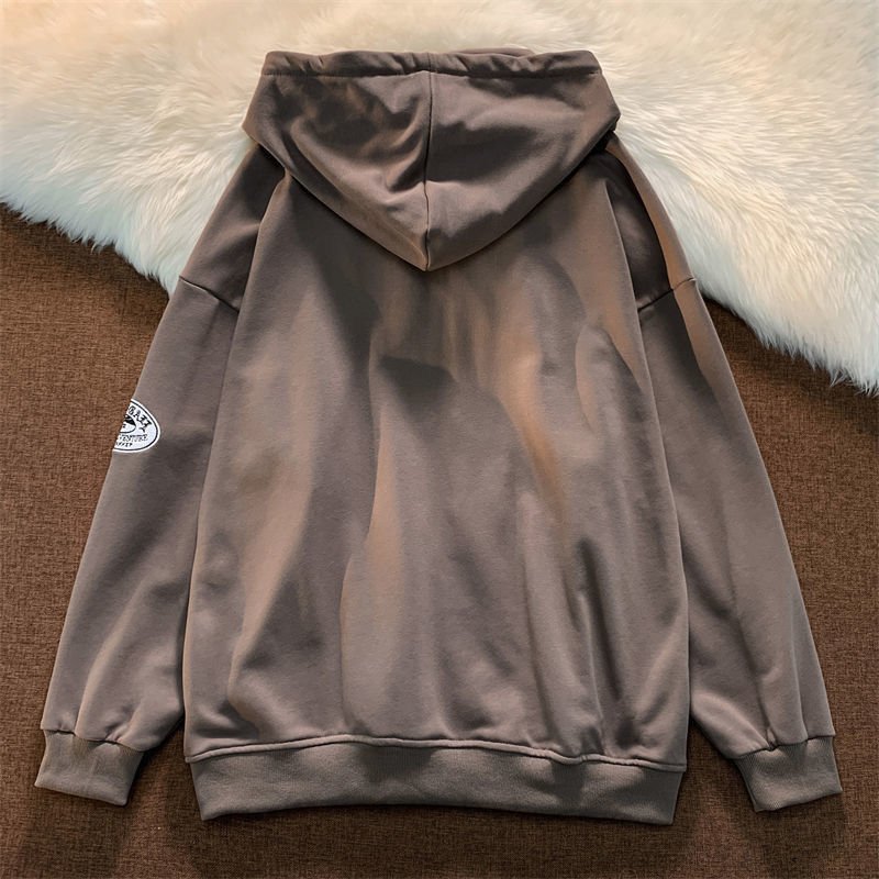 Stylowa bluza oversize damska z kapturem i nadrukiem - Faye Close Up