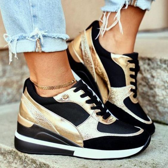 Sneakersy ortopedyczne damskie na koturnie perforowane